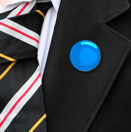 Round enamel badges light blue-13