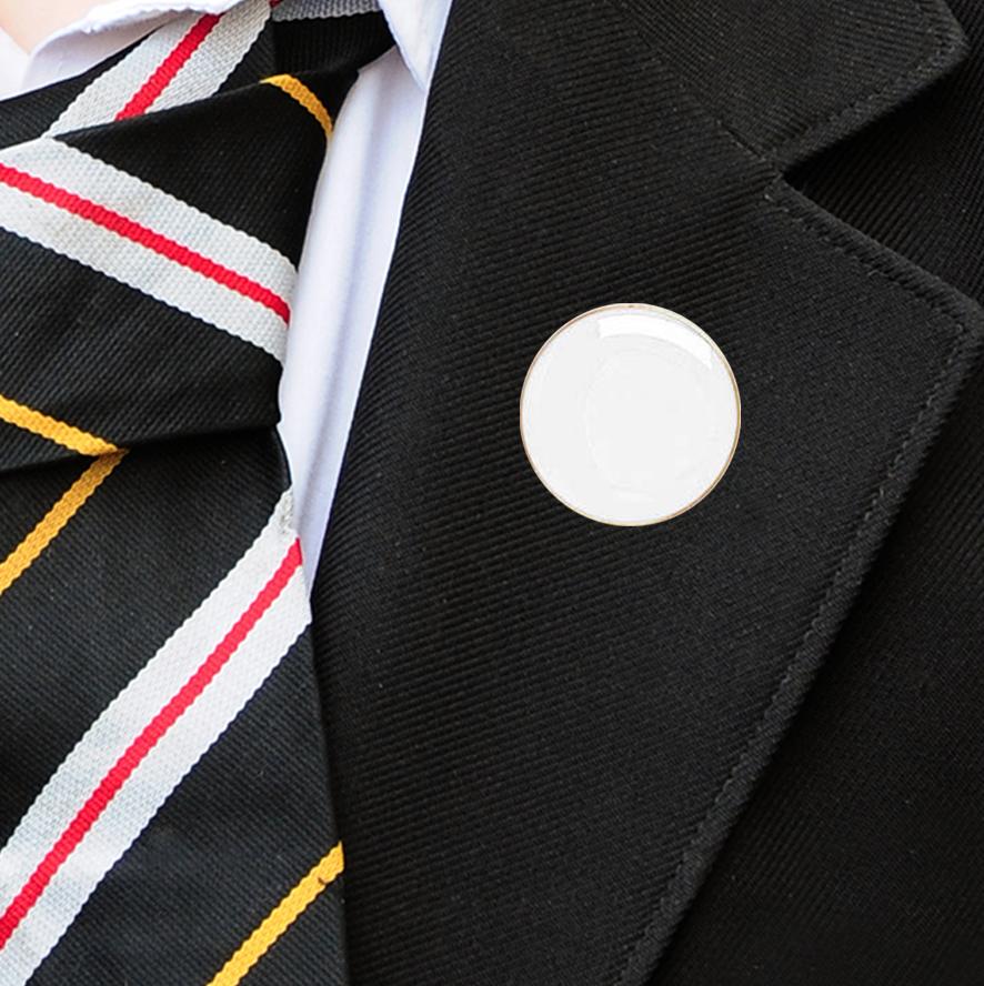 Round enamel badges white-12