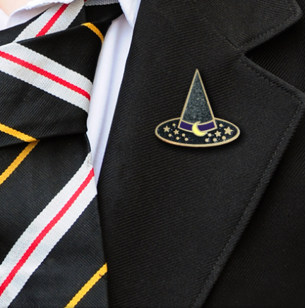Halloween Witches Hat Badge-1