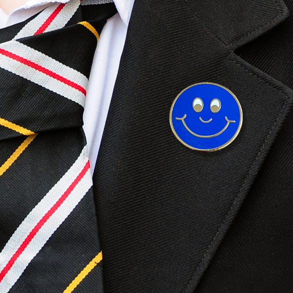 SMILEY FACE ROUND BADGE-1